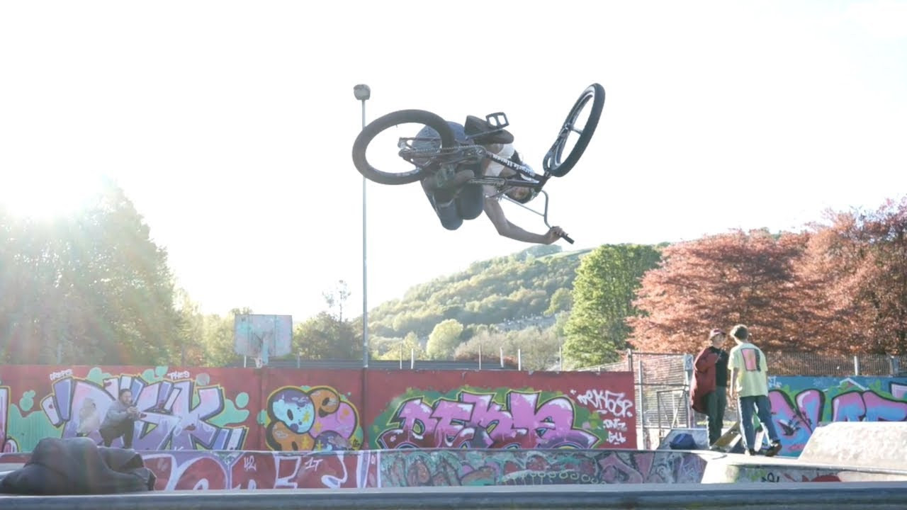 Jack Sunderland recently moved from London to Lancaster and the first point of call was obviously to check out what the local skateparks had to offer. Enjoy a minute of raw bmx from a couple days road trip! <br /><br />Video by Darren Deez
