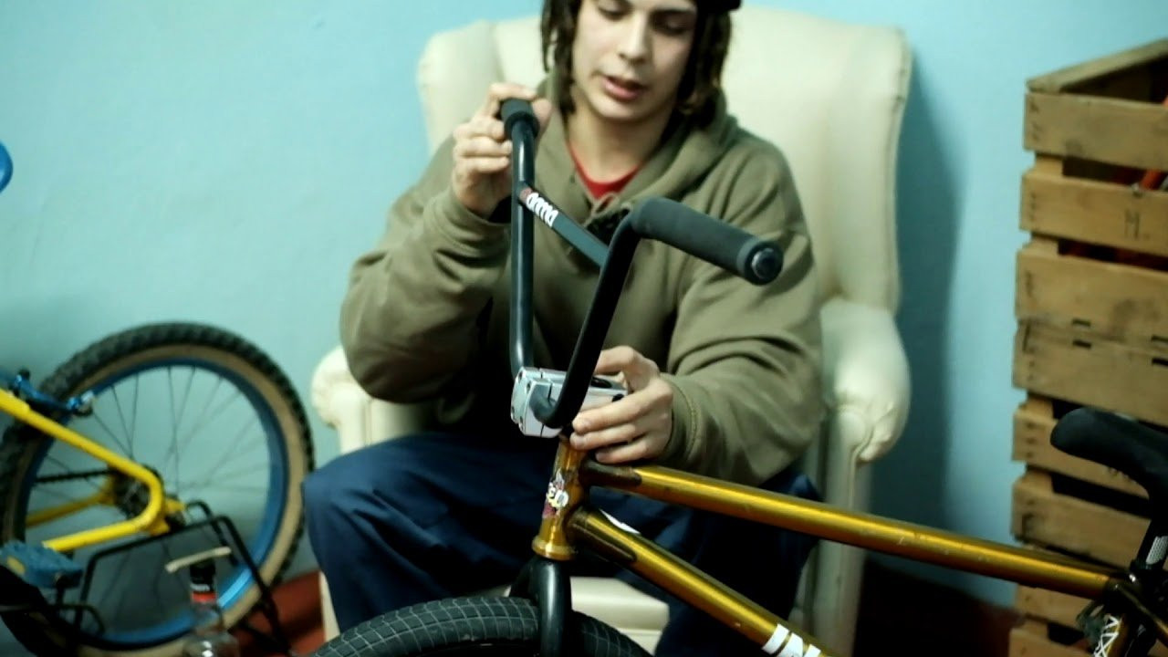 Miki sits down and runs through his current set up!<br /><br />Get Miki's signature parts here<br /><br />https://unitedbikeco.com