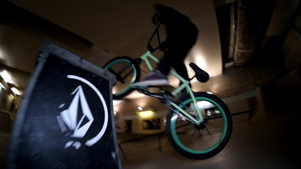 Jack Dumper gets busy at Bristol's Campus Pool park.