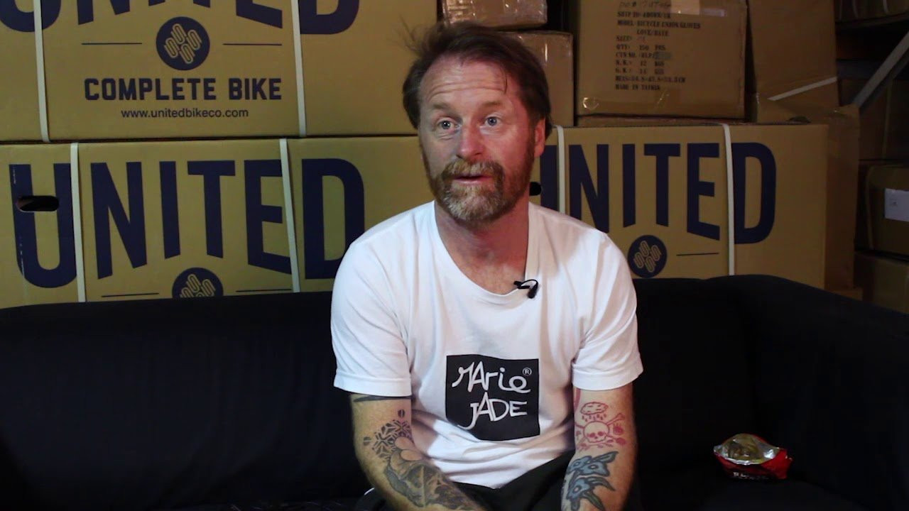 Ride On sits down with our very own Ian Morris. Check out part one describing Ian's start on his Raleigh Burner in Wales, the early years, DIG coverage, California, riding for S&M, magazine covers, rails and more.