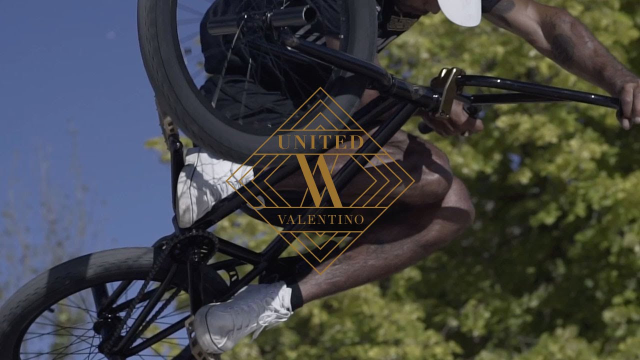Alex Valentino clipped together this sweet little promo of himself and fellow Frenchie Tom Deville riding Alex's brand new 2017 LHD Signature Valentino complete.<br /><br />Check out the bike in detail here:<br />http://unitedbikeco.com/collections/bikes/products/2017-valentino-lhd-fc-complete-bike<br /><br />http://unitedbikeco.com/
