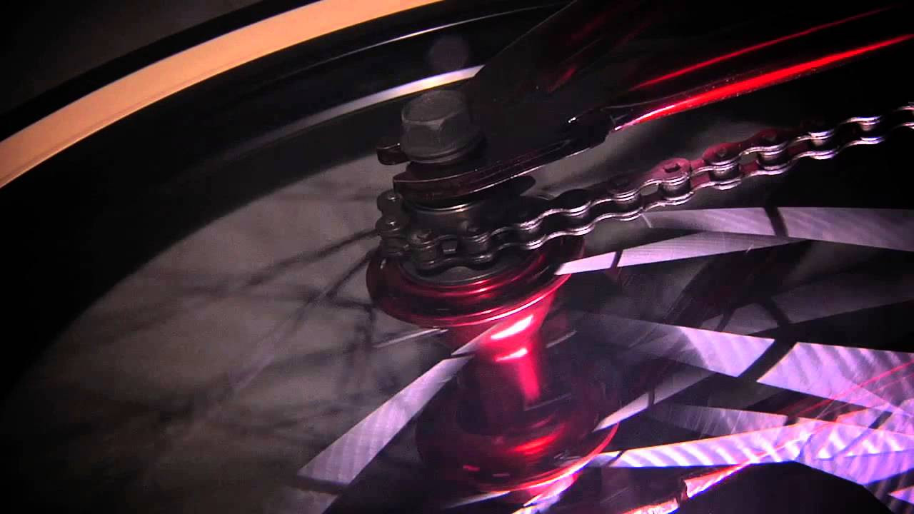 For more info visit: http://unitedbikeco.com/products/2014-kl40-expert-complete-bike/<br /><br />UK SRP £449.99<br />USA MSRP $519.99<br /><br />Top Tube Length 21 in<br />Frame Geometry HT: 74.5° / CS: 13.7 - 14 in / BB: 11.6 in / SO: 8.75 in / ST: 71°<br />Frame Info 100% 4130 cromo tubing, removable brake mounts and guides, integrated head tube, mid bb, embossed logo dt gusset, cnc brake bridge, 14mm dropouts<br />Forks 100% 4130 cromo, cnc steerer, integrated bearing race, tapered legs with angled ends, cnc dropout holes<br />Handlebars 8.65 in rise, 29 in wide, 12° back sweep, 1° up sweep, 100% 4130 cromo<br />Grips United Alchemist Jimmy Rushmore signature, United nylon bar ends<br />Headset United sealed bearing integrated<br />Stem United 50mm reach top load stem with United logos and forged detailing<br />Lever Alloy<br />Brake Tektro 990<br />Cranks 3pc 175mm, heat treated tubular cromo, 19mm 8 spline spindle<br />BB United sealed bearing mid, 19mm<br />Sprocket United 28t, steel<br />Pedals Duo 'Resilite' Nylon<br />Chain Taya 410, black<br />Rear Rim Alloy 36h, double wall<br />Front Rim Alloy 36h, aero profile, single wall<br />Rear Hub 36h sealed alloy cassette, female axle, sealed bearing 9t driver, 4 pawl, ultra load mech<br />Front Hub 36h sealed alloy, female 10mm axle<br />Rear Tyre United Direct 20 x 2.1<br />Front Tyre United Indirect 20 x 2.35<br />Seat United KL40 slim pivotal<br />Seat Post United alloy pivotal<br />Seat Clamp Alloy with machined detail<br />Pegs n/a<br />Weight 23.9 lbs / 10.84 kg<br />Colours Trans black & trans red