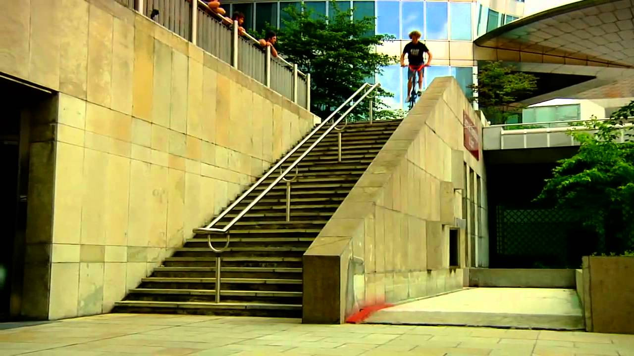 It only seemed fitting to upload Jimmy Rushmore's section from This Is United this week, right after being officially added to the United pro team by Corey Martinez and a cake to the face.<br />Download for your computer here:<br />unitedbikeco.com/videos/jimmy-rushmore-this-is-united-part/<br />More Jimmy here:<br />unitedbikeco.com/team/jimmy-rushmore/<br />More This Is United here:<br />unitedbikeco.com/products/this-is-united-dvd-56-page-book/<br />Music:<br />Song: Mood Swing<br />Artist: The Folk Implosion<br />Album: The Folk Implosion<br />Support the artist here: itunes.apple.com/us/artist/folk-implosion/id32319484