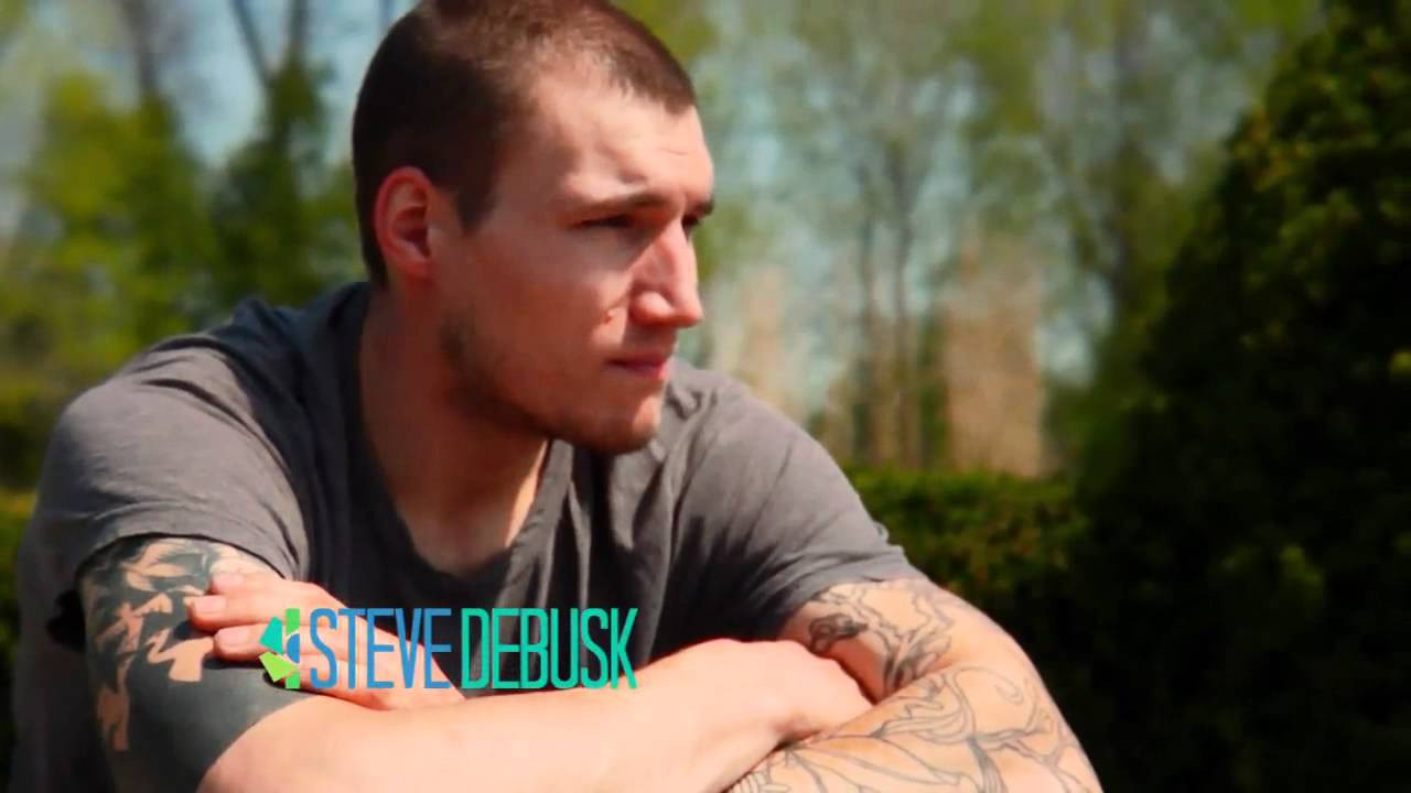 Alex Valentino and Ian Morris have full sections either side of a mix of team riders including Luke Peeters, Ross Broughton, Dan Boiski, Steve Debusk, Jamie Lusted, Josh Kathigitis, Marko Maksimovic, Josh Heritage, Dean Hearne, Roy Van Kempen and Tom Sanders. A right royal mix up! <br /><br />Download for your computer here:<br />unitedbikeco.com/videos/alex-ian-team-mix-this-is-united<br /><br />More team info here:<br />http://unitedbikeco.com/team/<br /><br />More This Is United here:<br />unitedbikeco.com/products/this-is-united-dvd-56-page-book/<br /><br />Music <br />Song: Futuristic Casket<br />Artist: Phantagram<br />Album: Eyelid Movies<br />http://itunes.apple.com/us/album/eyelid-movies-bonus-track/id351729293<br /><br />Song: Change In Me<br />Artist: Hayley Savage Band<br />Album: The Daisy Room<br />http://itunes.apple.com/gb/album/the-daisy-room/id352927913