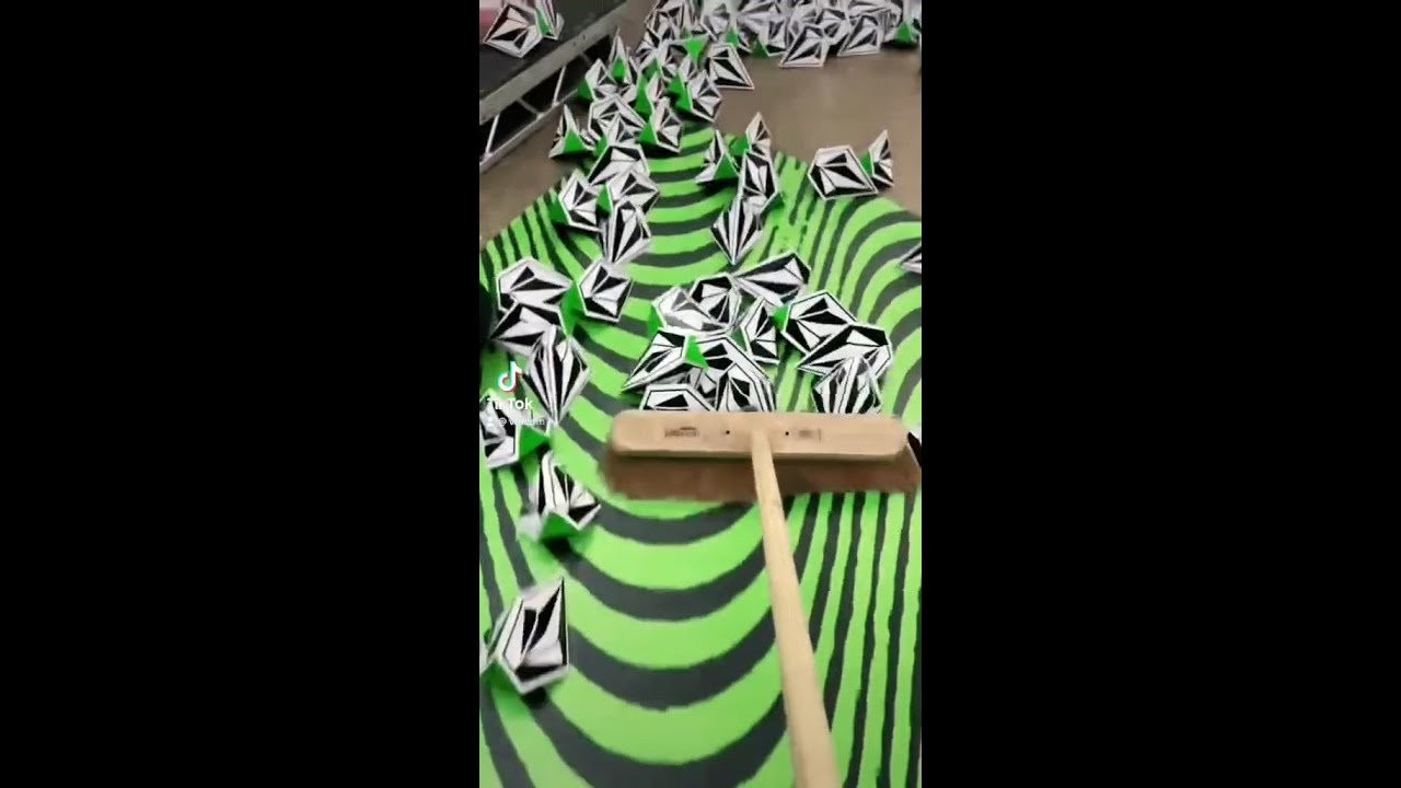 When we were getting ready for our Pearl Jam x Pixies pop-up shop in London!