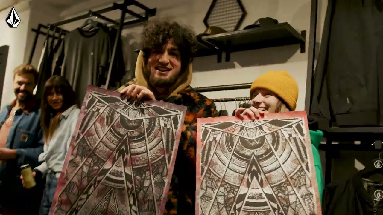 To celebrate the collaborative collection with Volcom, Thomas Hooper is exhibiting some works at the Volcom Store Bristol until April 25!<br /><br />The artist came down with a surprise for the opening party on Thursday 31 March at the shop located on the Horsefair street. Not only were there free drinks, music and good vibes flowing throughout, some lucky guests went home with a limited print hand screen printed live instore by Thomas Hooper himself.<br /><br />The Exhibition is open to the public within shop opening hours.<br /><br />Big thanks to Revrt (@revrt_) for the beats and Wild Beer (@wildbeerco) for the sweet nectar.<br /><br />Don't hesitate to check the web page : https://vol.cm/Thomas_Hooper_Bristol<br /><br />Music<br />Band - Premonition 13<br />Song – La Hechicera de la Jeringa