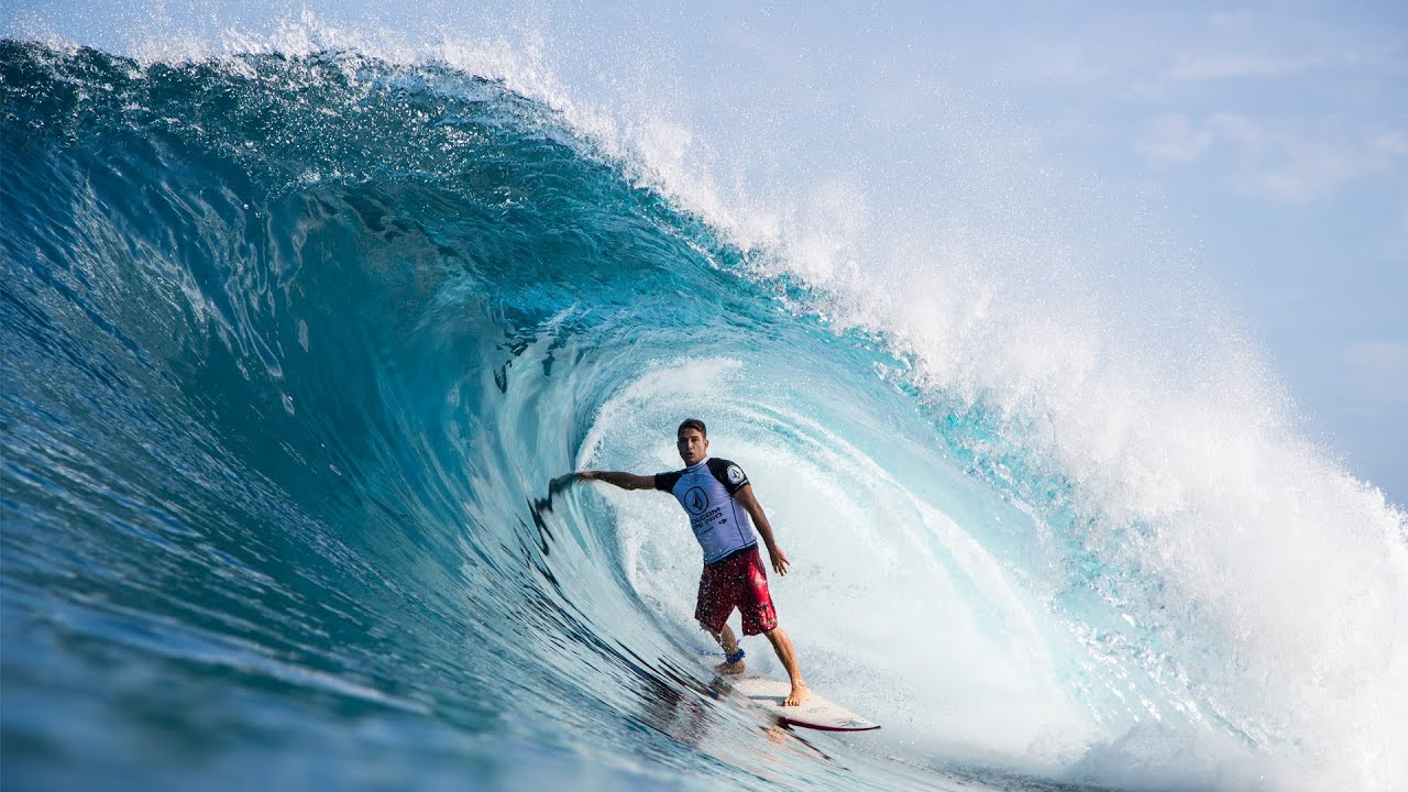 The Volcom Pipe Pro continued today and not a drop of water appeared out of place as iconic Pipeline delivered clean, six-to-eight-foot surf with wave face heights reaching ten-foot for the World Surf League (WSL) Men’s Qualifying Series (QS) 5,000 event. Catch up on all the contest highlights at https://vol.cm/vpp20live