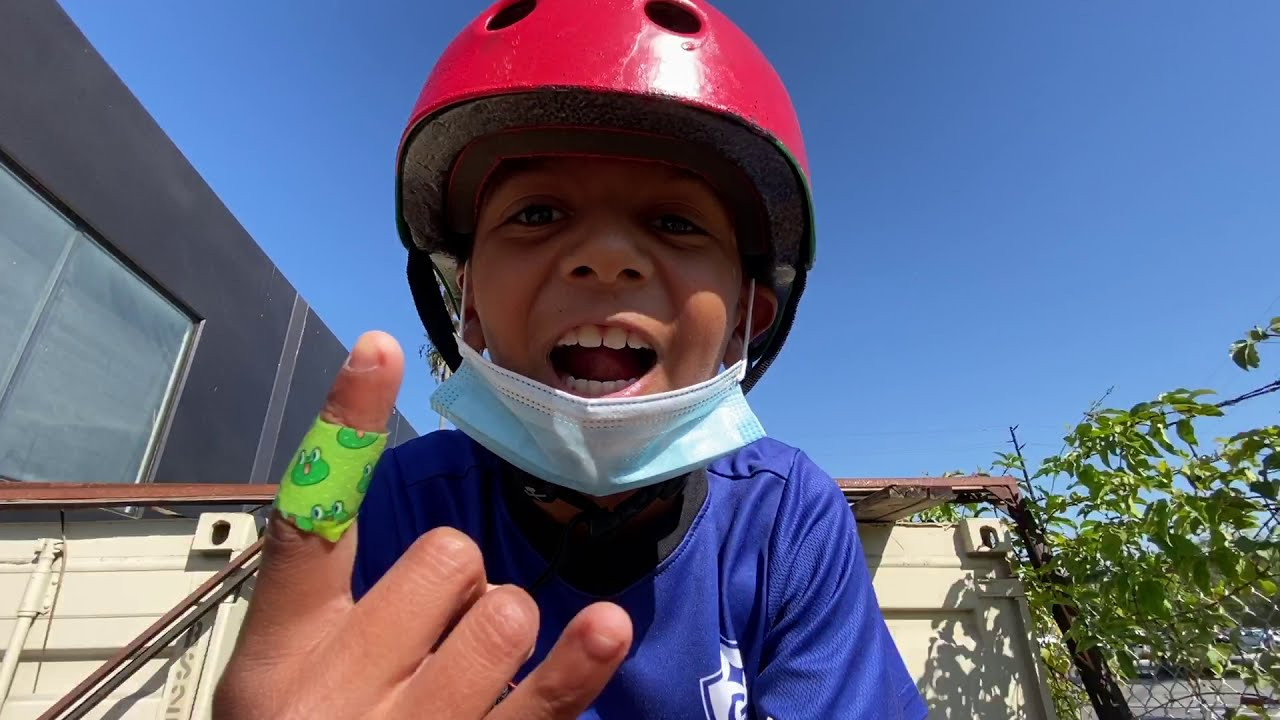 Everyone remembers their first time. Check Ronin Dudynsky on the backyard ramp at Deviants Media in LA! #lifeofronin #firsttime,