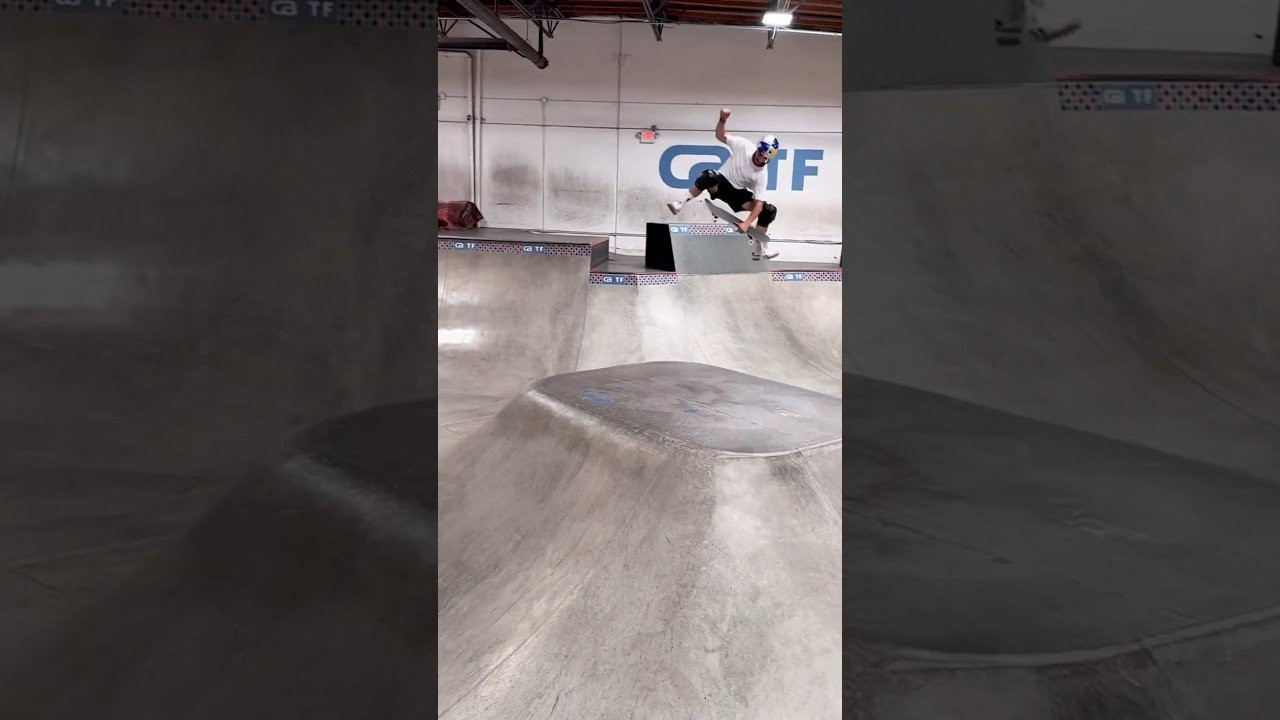 Danny Leon flew out to California to skate with the Red Bull crew fresh off his World Skate Dubai Park win! #skateboarding