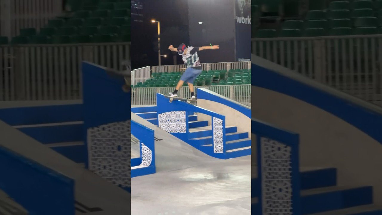 🇦🇪 World Skate Dubai Men's Street practice went down today! One more day of practice tomorrow followed by the Men's Qualifiers on Wednesday, Women's Qualifiers on Thursday, Men & Women Quarterfinals Friday, Men & Women Semi-Finals Saturday and the Men & Women Finals on Sunday. Watch the Finals live on Red Bull TV! #skatelife
