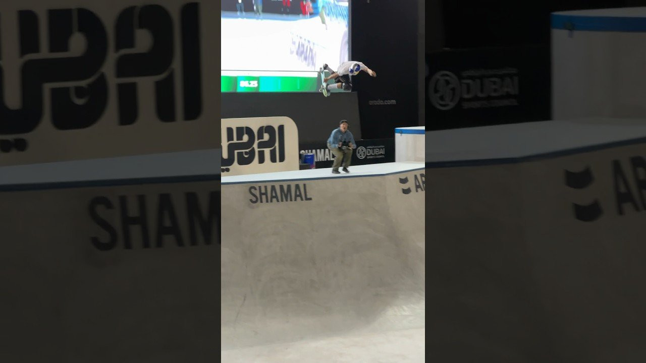 🏆 Enhorabuena Danny Leon battling through today's Dubai Men's Park Final and taking the win! If you missed it live you can watch the replay on Red Bull TV. 🇪🇸<br />#skateboarding