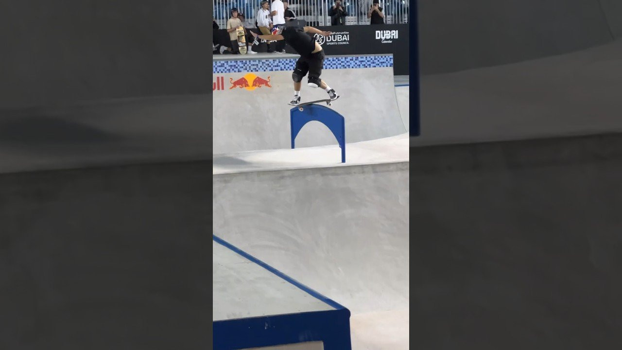 ⚡️ World Skate Dubai Men's Semi-Finals were lit! Things will turn up another notch at tomorrows Final. Who will take the win?! Find out live on Red Bull TV. 🔑 #skateboarding