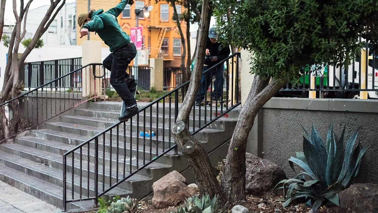 San Francisco Bay Area skateboarding filmed and edited by Jon Rezonable.Music: Fog Lake 'Stars'.https://12sfskateboards.com/
