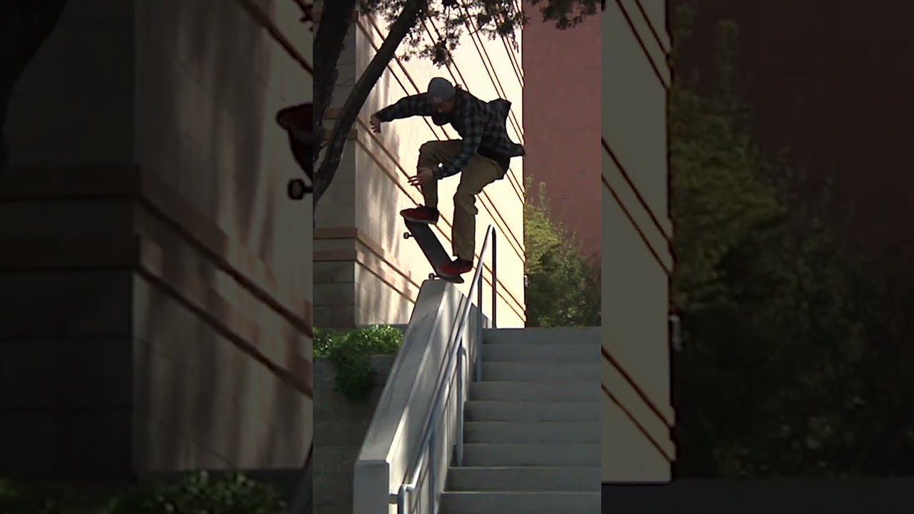 Fs Bluntslide from my latest #thrashermagazine part "Till The Legs Fall Off" #skateboarding #skateshorts