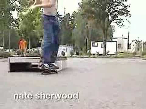 This was our first round of 411 VS. We are now on our Final Round and it's up to you to decide who wins the $25,000.<br /> <br /> Go to 411vm.com and click the VS link on the left side to begin voting. The Final Round of 411 VS starts May 2, 2006. So mark your calendars.