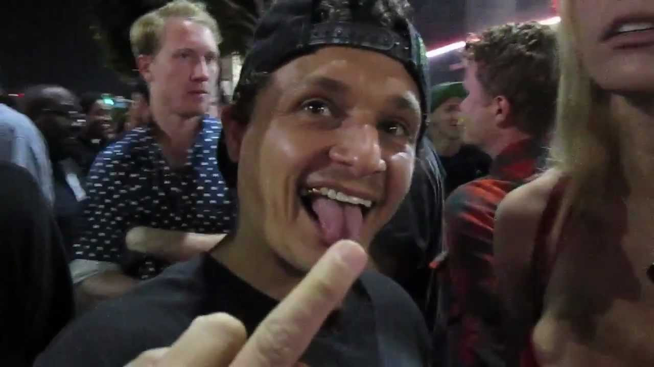 This Saturday night was the premiere for Bake And Destroy in Hollywood Ca. Apparently the kids were not informed there was going to be two showings of the video. First one for the industry then for the public. Shit got out of hand and the Hollywood Blvd. was shut down for a while by the riot police. Dirtyklips was in the mix to capture some footage of what went down.