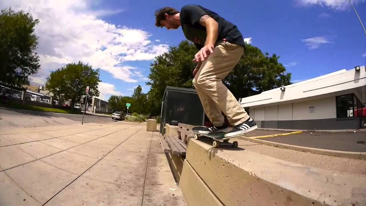 Limited 303 Boards x Shake Junt Grip!<br />Available in store or online now<br /><br />http://303boards.bigcartel.com/product/303-boards-x-shake-junt-grip