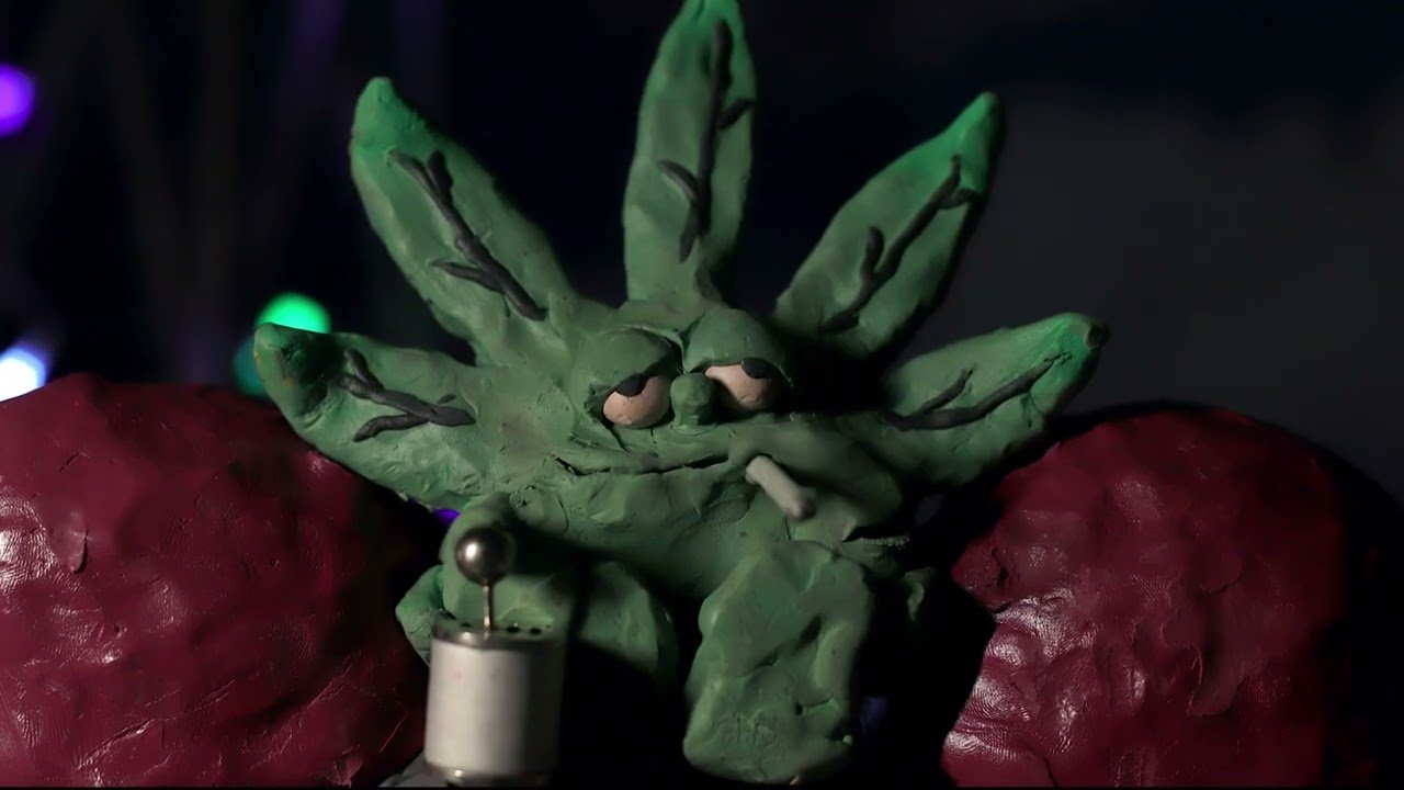 Green Buddy gone galactic for HUF x Alienlabs. <br /><br />Video by Will Child<br /><br />HUF x Alienlabs 420 collection available now:<br />https://hufworldwide.com/collections/huf-x-alienlabs