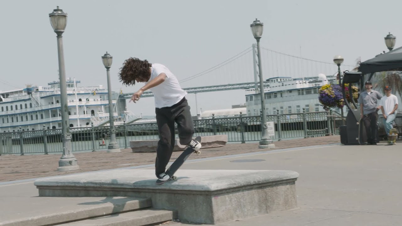 An extended cut of the team in San Francisco for the HUF SF store opening. <br /><br />Featuring Dick Rizzo, Brad Cromer, Tyler Bledsoe, Dan Plunkett, Salomon Cardenas, Justin Drysen, Carlisle Aikens, Erik Herrera, Sam Navaez, Simon Jensen, and Teddy Seeley.