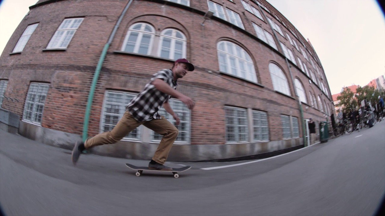 HUF X THRASHER TOUR DE STOOPS COLLABORATION — With a nod to European tournament cycling culture, the HUF x Thrasher Tour de Stoops video chronicles the HUF team’s recent journey through London, Copenhagen, and Paris. Culminating in a capsule collection available now at our HUF online store, HUF Los Angeles, HUF New York, and at HUF retailers worldwide. <br /><br />Camera Operators: Martin Reigel & Brandon Kuzma<br />Still Photography: Brian Kelley & Jared Sherbert<br />Video Editing: Martin Reigel<br />Visit hufworldwide.com for more info.<br /><br />http://store.hufworldwide.com/collections/huf-x-thrasher-de-stoops<br />http://www.hufworldwide.com