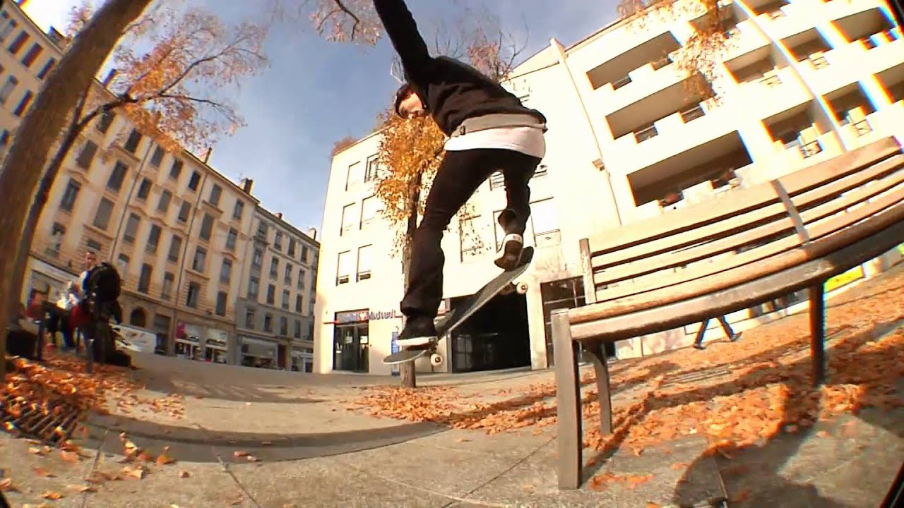 Not so easy to film a part, Flo knows a lot about this!<br /><br />FULL PART HERE:<br />https://www.youtube.com/watch?v=SfxsR8TwANM<br /><br />Enjoy!