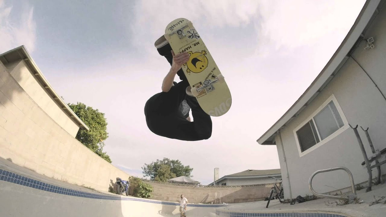 The new Cliché x Mr Men Little Miss collab is out now. Brad McClain rips the pool with his Mr Happy Mendizabal board ... Which Cliché are you?<br /><br />Filmed and edited by Roger Bagley<br /><br />Animation by Jonathan Cannon<br />http://mypixelsweighaton.com/<br /><br />http://clicheskate.com/mrmen/