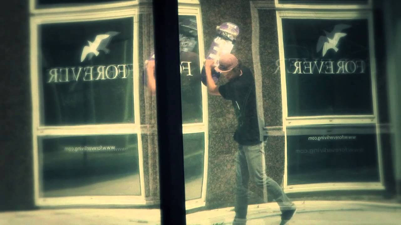 The manchild's pop in action!