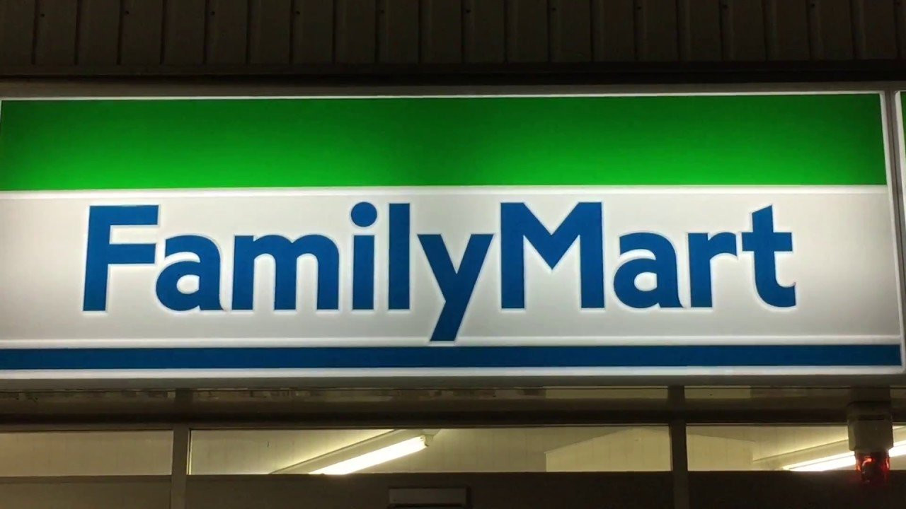 Iphone edit by Brad Cromer.<br /><br />Check out Brad's page here: https://www.youtube.com/user/Yofficemobile