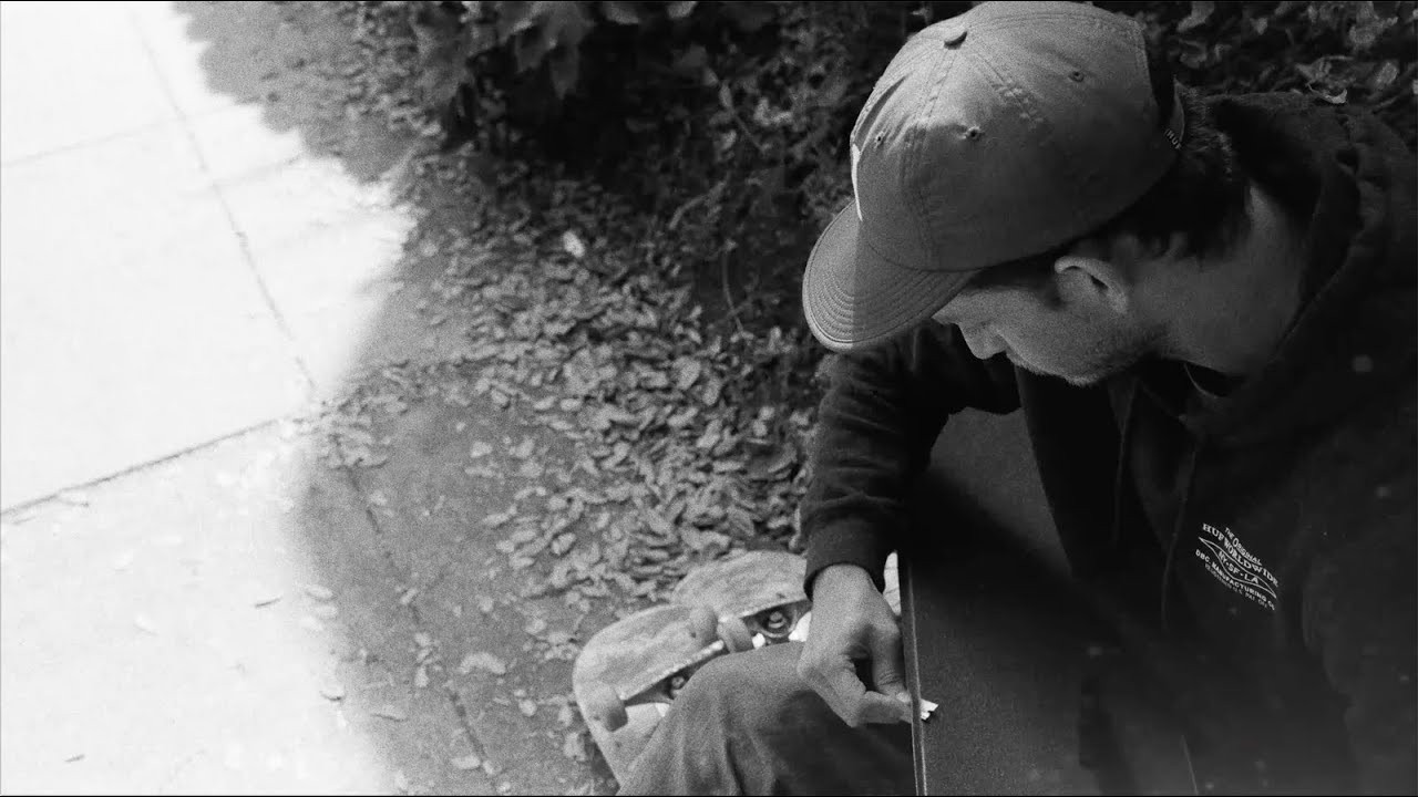 Commercial for HUF Footwear, now available at hufworldwide.com & your local HUF retailers. #045 featuring Josh Matthews. Shot & cut by Martin Reigel.<br /><br />www.hufworldwide.com<br />www.store.hufworldwide.com