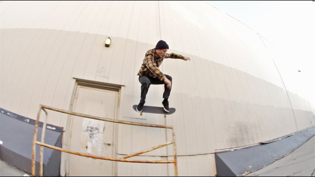 Commercial for HUF footwear, now available at hufworldwide.com & your local HUF retailers. #041 featuring Joey Pepper. Shot & cut by Brandon Kuzma.<br /><br />www.hufworldwide.com<br />www.store.hufworldwide.com