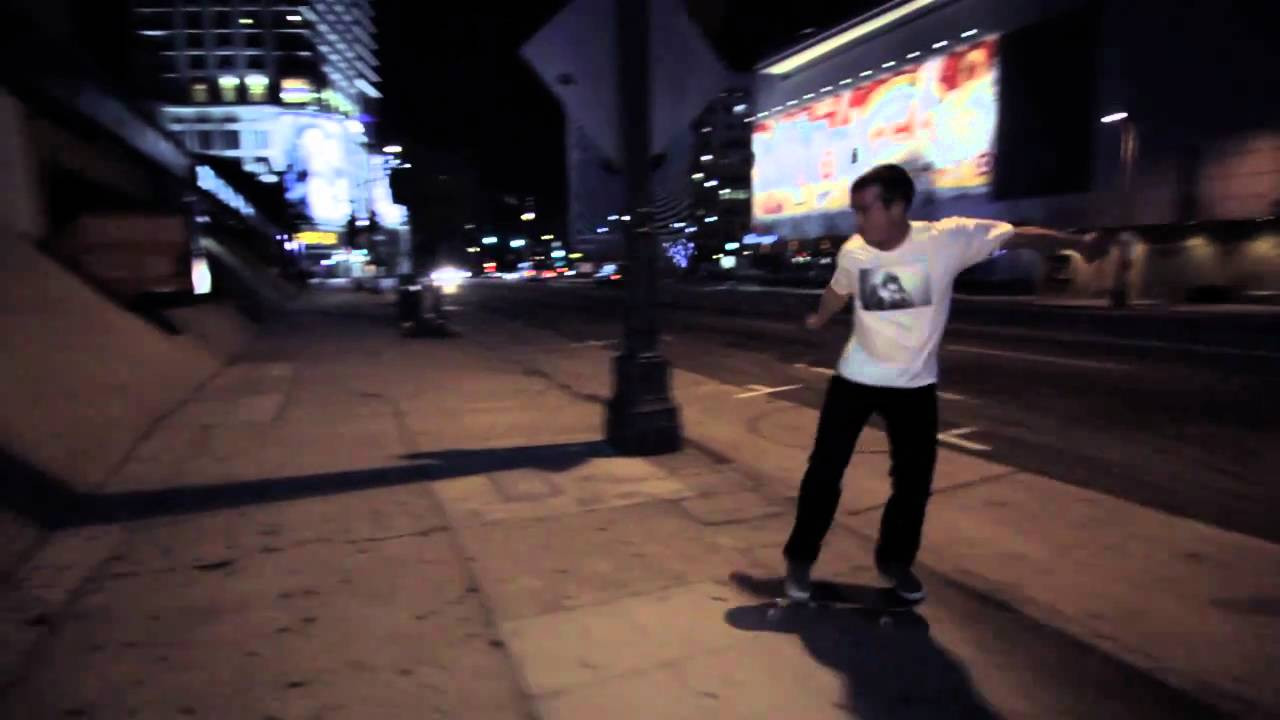 HUF x Diamond Limited edition snapbacks, T-shirts, & sweat shirts.<br />Available exclusively at HUF LA & Diamondsupplyco.com.<br />Releasing 4.2.2011<br />Featuring Keith Hufnagel<br />Shot & Cut by Martin Reigel