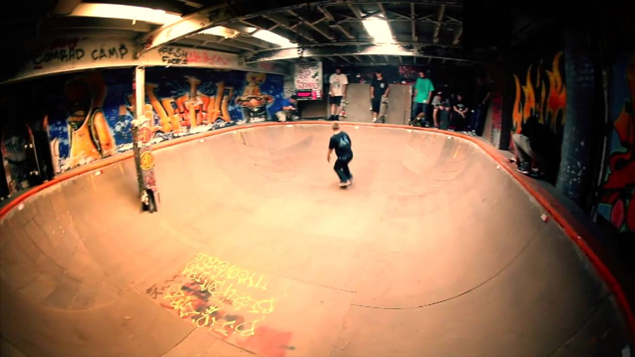 FaceBook<br />http://www.facebook.com/5boronyc<br />Twitter<br />http://www.twitter.com/5boronyc<br />www.5boro.com