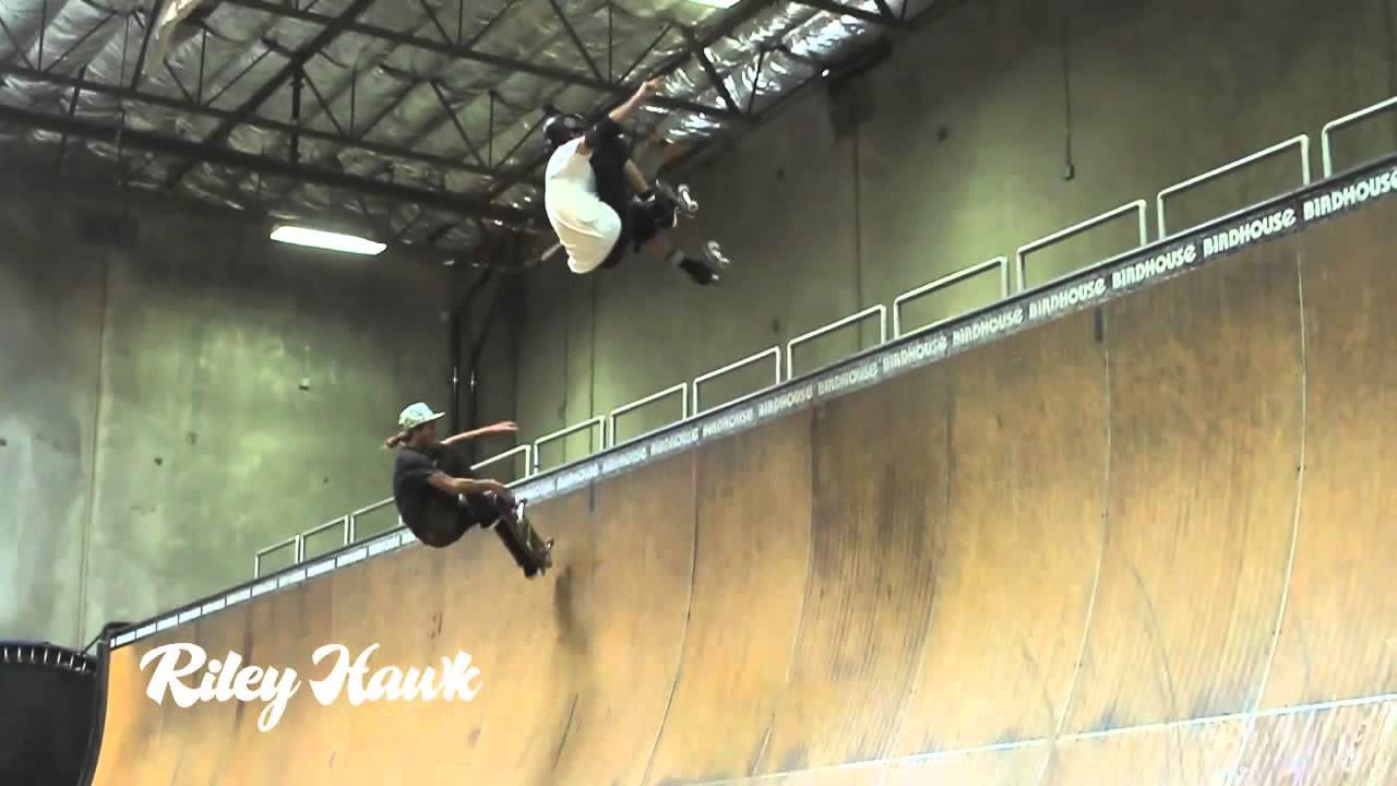 The one and only Birdman, Tony Hawk bestows Strange Notes and Independent trucks with this 5&5 at the Birdhouse vert ramp. Skateboarding's #1 legend does 5 tricks and answers 5 questions about some of his latest tricks, Riley leaving for Baker, and more!