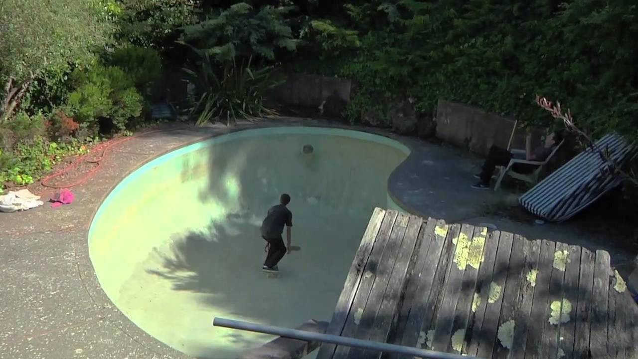 Northwest terrorizer Jeremy Tuffli, throws out some surprise moves at Burnside of all places in this "Who the F#ck?" for Creature Skateboards.<br /><br />