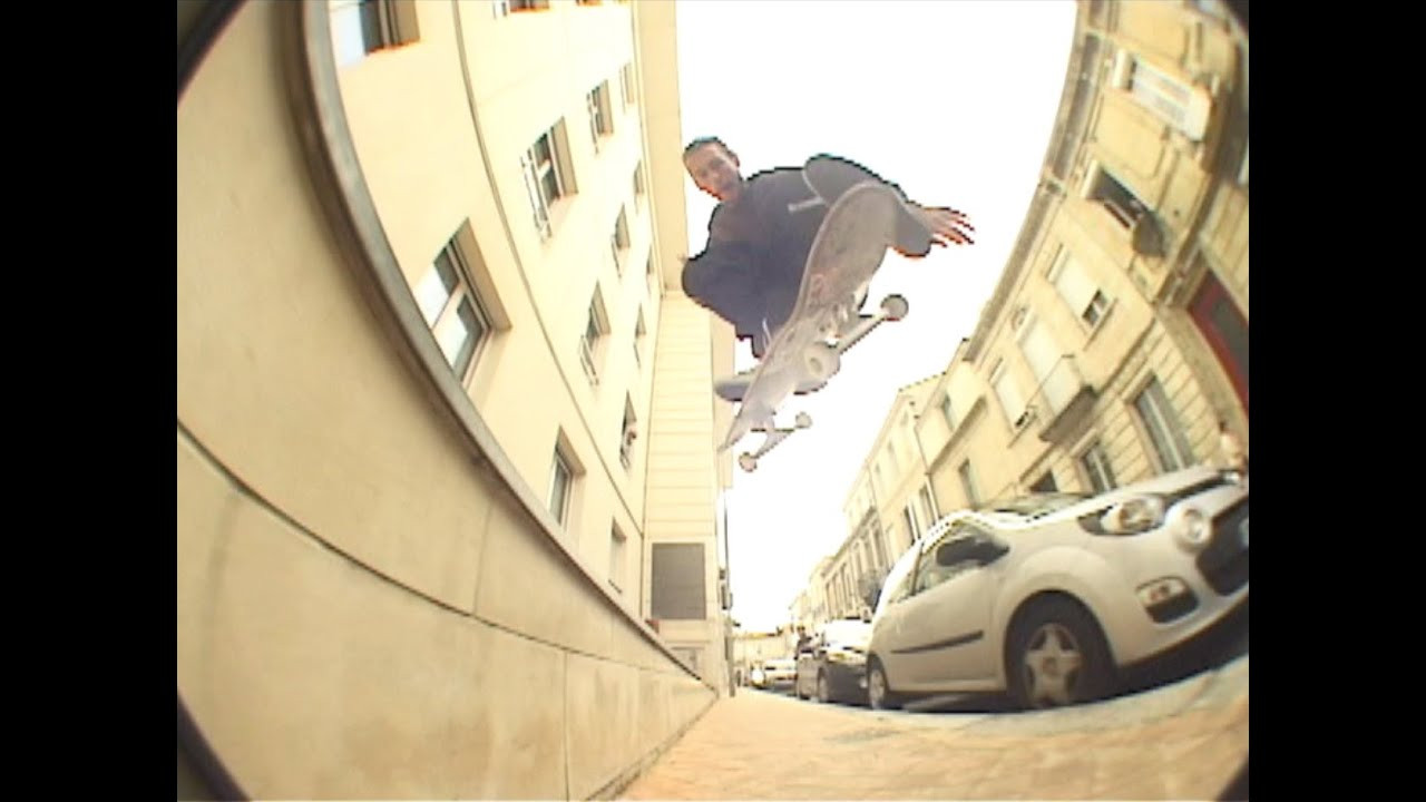 Perth VX expert and major homie JOSH ROBERTS brings you the Bordeaux episode of his Domingo series <br /><br />Feat. Glen Fox, Leo Valls, Morgan Campbell, Masaki Ui, Vivien Feil, Yoan Taillandier, Gaetan Salvignol, Charles Badi, Seb Daurel & more<br /><br />WORLDWIDE CONNECTIONS - 2016<br />MAGENTA SKATEBOARDS