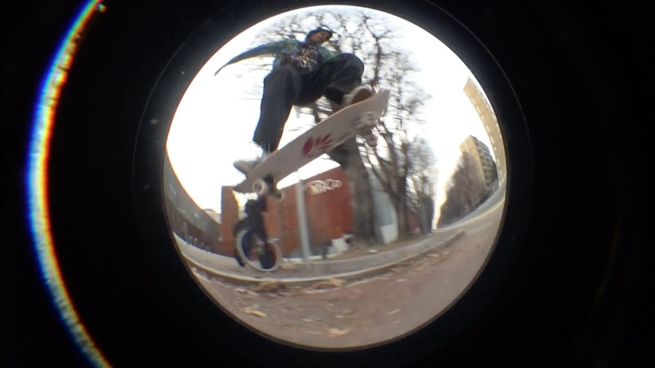 His Elegance Ruben Spelta jamming solo in Milan<br /><br />Edited by Ruben Spelta<br /><br />www.magentaskateboards.com<br />MAGENTA SKATEBOARDS - 2021