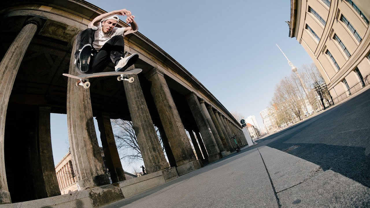 Every city has locals & local heroes but Ollie Reinicke, aka Molly, rises above that with this part. Even if it was filmed over a 5-year-span not many people have done these tricks at these spots, if at all. So Berlin, Stand up for your very own Molly.<br /><br />Thumbnail by Dennis Scholz.<br />Video by Nico Kasterke.<br />Filmed by: Jon Wolf, Dennis Ludwig & Julius Krappe.<br /><br />Check out the article here:<br />place.tv/molly<br /><br />Or check us out on Instagram here:<br />www.instagram.com/placemag