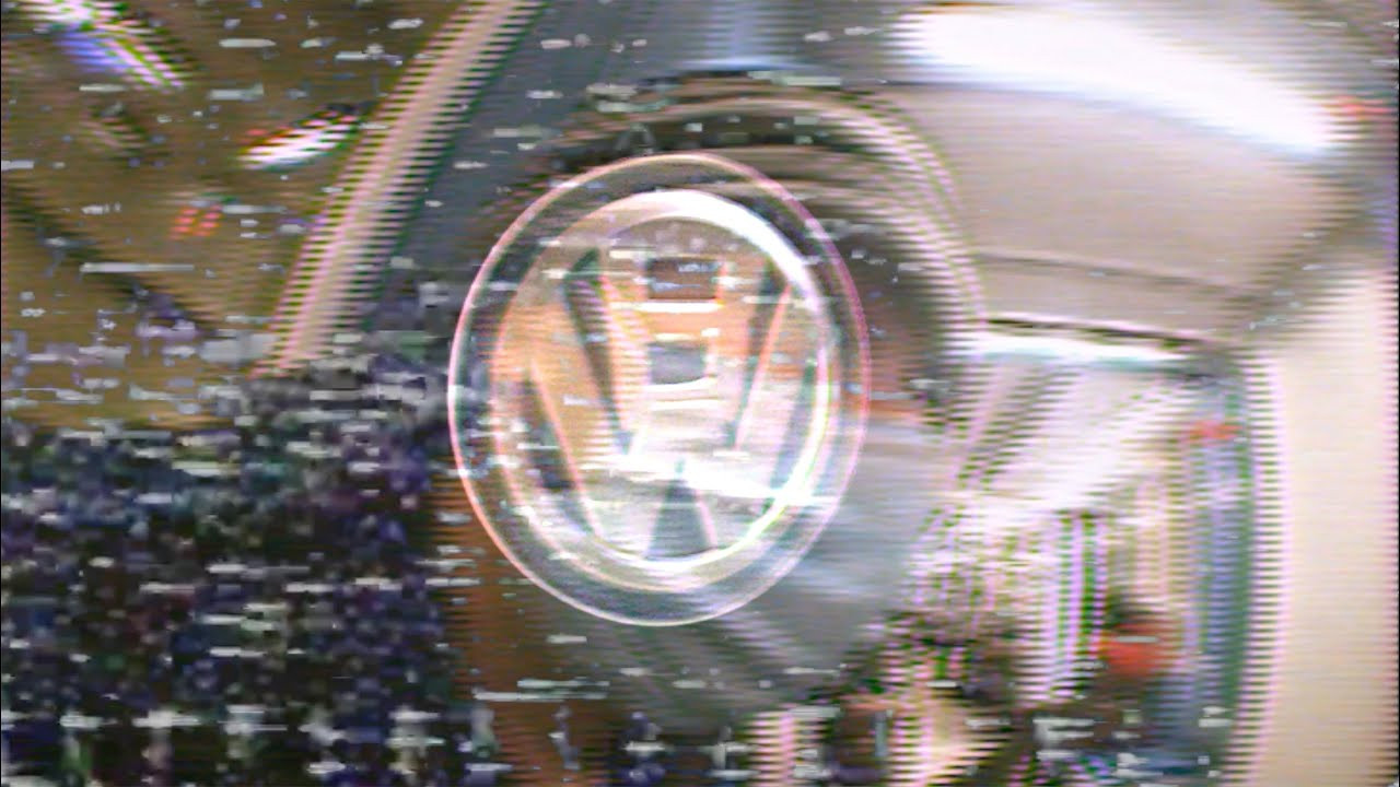 In 2019 when traveling to Montréal a taxi driver told us about the harsh Quebec winters: "In winter we have -20 degree (Celcius) weather here, you need big coats and a plan because you can't just go out." Covid 19 has pushed us all into new directions and one of these directions is into parking houses, subway stations, or if you are lucky a heated private warehouse. Roberto Presidio, of Boltswagen fame, stayed productive, but it wasn't easy, with rent-a-cops and metro police ready to bust and pass out fines. Press play or click the link below to start reading first.<br /><br />Film & Edit by Roberto Presidio<br /><br />Read the article here:<br />place.tv/boltswagen-vol-3<br /><br />Check us out on IG here:<br />www.instagram.com/placemag