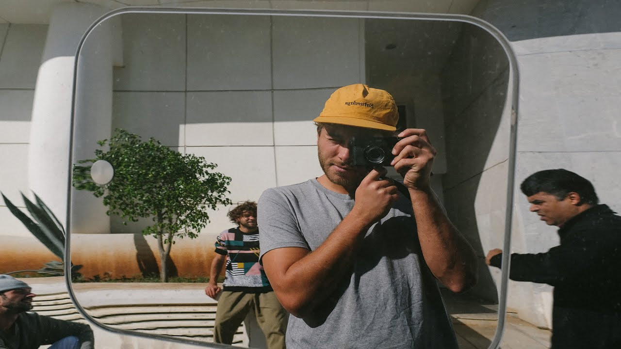 We welcome you to this part by Berlin fixture Dennis Scholz. Normally behind the lens, now he takes the plunge and presents you all with his first Place Presents video part!<br /><br />Film & Edit Christian Pietrzok.<br />Photo By Dennis Scholz (selfportrait)<br /><br />Read the full article here:<br />place.tv/dennis-scholz-sante<br /><br />Check us out on IG here:<br />www.instagram.com/placemag