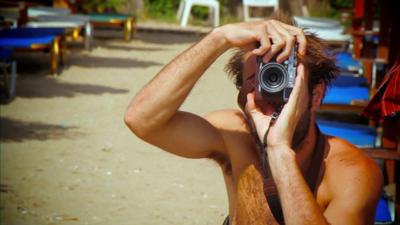 "INTO THE VAN" a skateboards movie by Ludo Azémar.<br /><br />Featuring: Samu Karvonen, Julien Bachelier, Thanos Panou, The Flowbos, Samuel Partaix, Roland Hirsch, Teemu Pirinen and the rest of the Antiz family.<br /><br />antizskateboards.com<br />Instagram: @antiz_skateboards