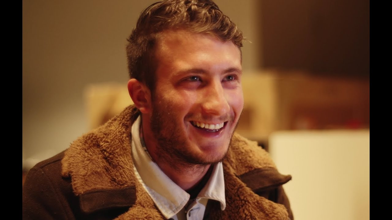 We have feature of French skate lad Sam Partaix, who will introduce you to his criss cross life and his roots. Born in Paris and growing up on the streets of France the 25 year old, always found a way to express himself with skating. Skateboarding is not crime is still his belief. However, in the life of Sam, many paths had to be crossed before he achieved his goals.