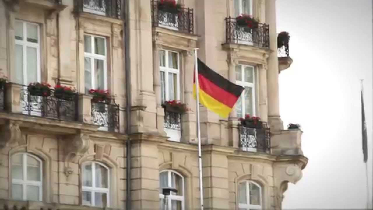 Beers, BBQ and skateboarding in Germany. Featuring Daniel Espinoza, JB Gillet, Flo Mirtain, Jeremie Daclin, Adrien Coillard and German flow skater Thomas Weber. Filmed and edited by Arnaud Chentil.