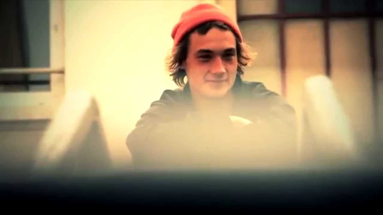 Filmed and edited by French Fred for Cliché. This was released in December 2009.