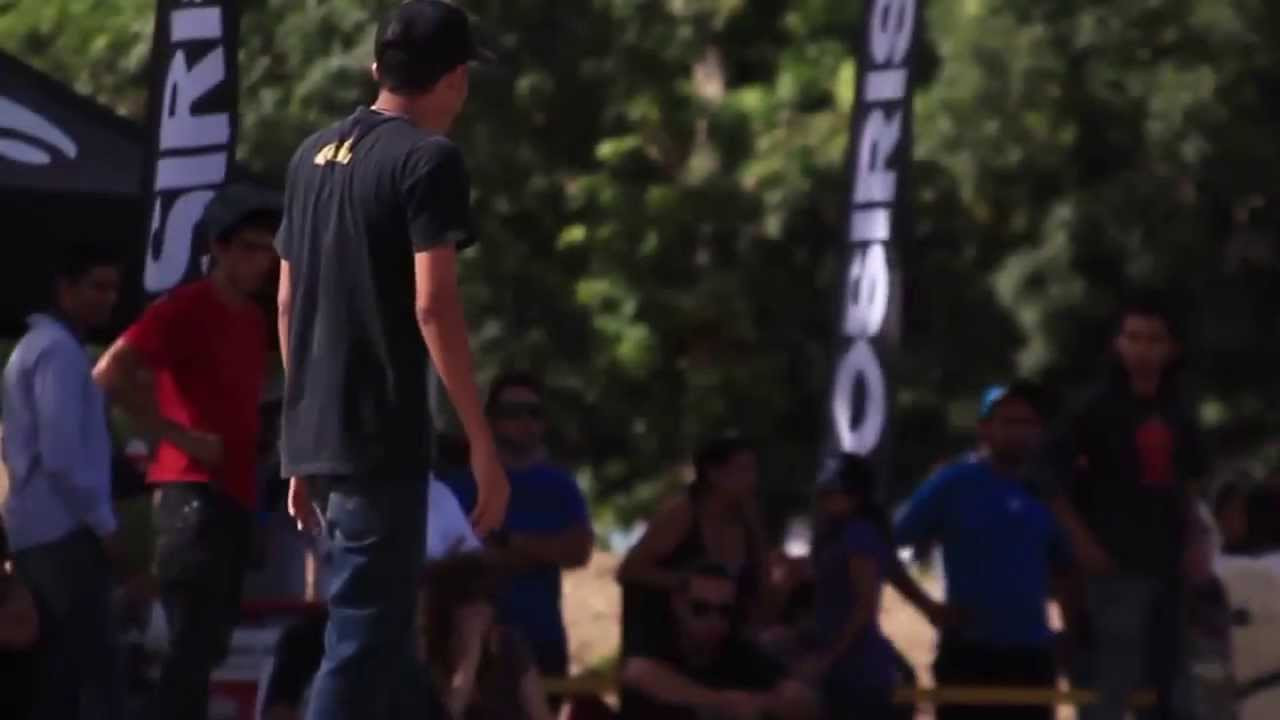 Valencia ahora tiene un skatepark y la mejor manera de inaugurarlo fué con una competencia. Acá tienes el video de la categoria open donde Luis Benitez se lo llevó todo.