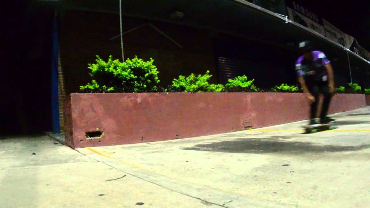 Gabo, Tulio y Aroldo con unos trucos nocturnos para empezar la semana.