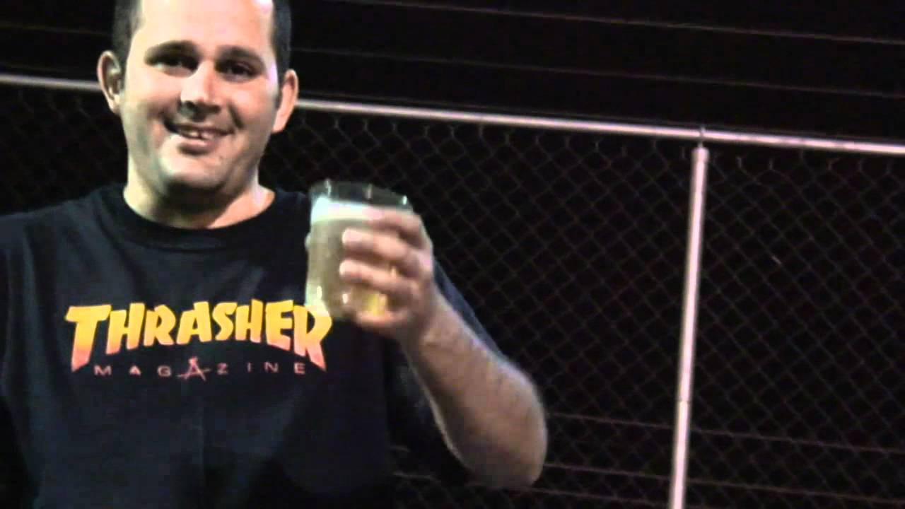 Después de un buen rato llega la segunda edición del CLIP SIN SENTIDO donde chalequeo, patintea y nada de sentido son los protagonistas. A disfrutarlo.<br />www.culturapatinetera.com