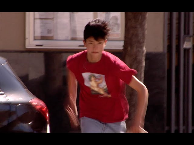 Surprises are nice and we believe in the fact that every skater can have something to add to a montage. To draw a parallel, in a band not everybody can be the lead singer, some people might be drummers or they might not even play any instrument but still, they are an important element of the band. In "bestof2k18" Paul Herrmann manages to show us all the bits and bobs behind his "band" and we hope you enjoy the results.