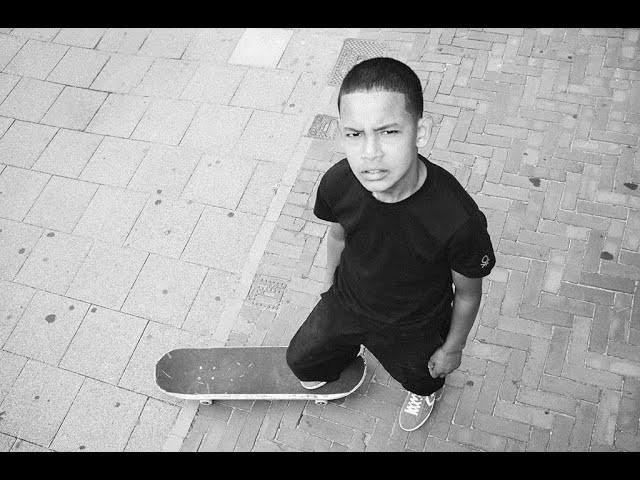 Unfortunately, all good things must come to an end. "Alles Wisselt" Dutch for everything changes is the final part of the "Creating Lines" Momentum series. This one really combines people of all ages and styles from young Jayden de Lange al the way up to an older and way underappreciated skater like Damiaan "Paco" Winkelman. We would like to thank all that participated for their hard work and great content and we hope you "the viewer" enjoyed it as much as we did.