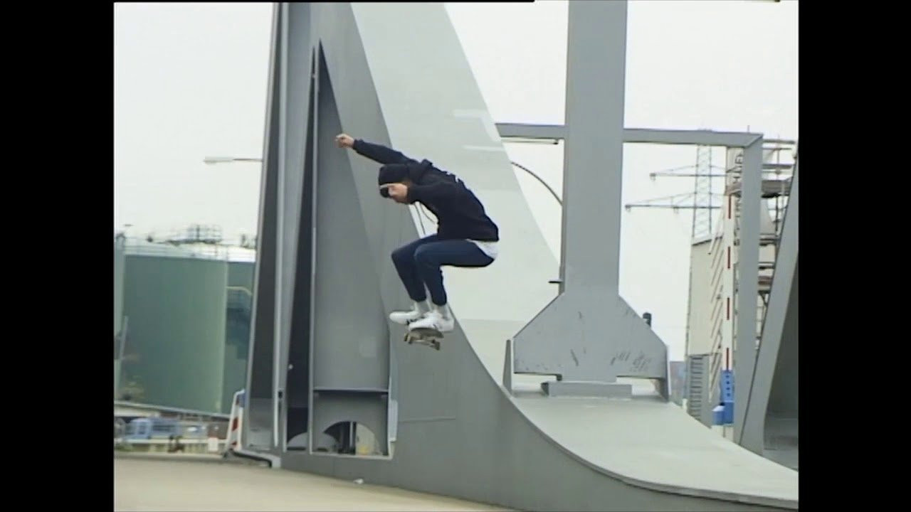 We told you before that our friends from the Lobby Skateshop had something cooking for the end of the year. Now it is time for you to see what Lobby is all about. Germany's second biggest city always dealt with some kind of an underdog position, a situation that makes it even harder to shine. The city is mad underrated and we would suggest you take a visit with your friends, go to Lobby and say what's up. To get you motivated for your spring trip to Hamburg you should now enjoy their very first promo video.