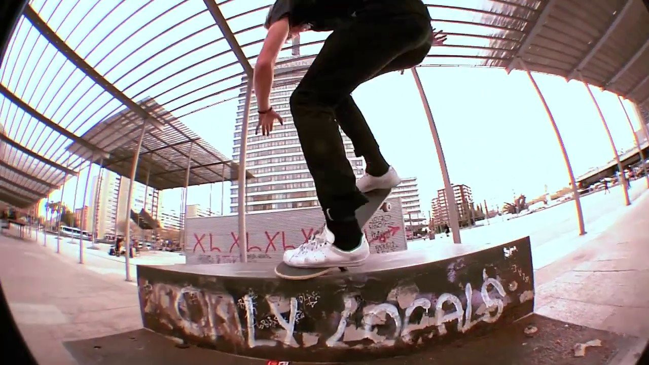 A while back we premiered Paul Herrmann's video "Welcome to Franki", at the same time we introduced his video column for PLACE. These raw cuts provide you with a behind the scenes look and a nice insight into things to come.